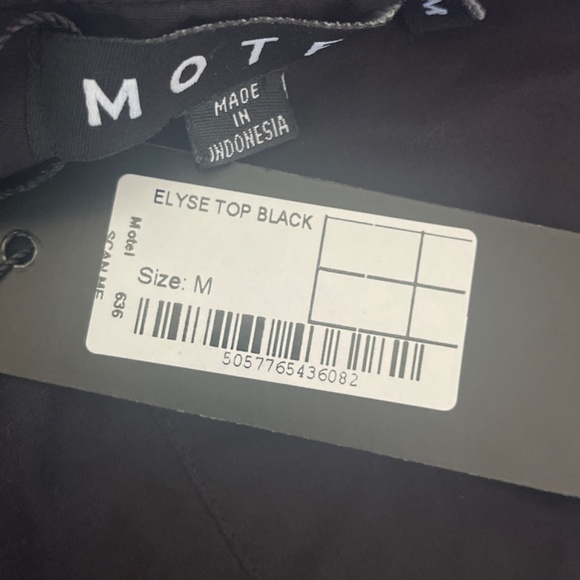 Motel Rocks Elyse Crop Top (Black) - Picture 4 of 4